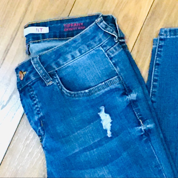 IT skinny ankle denim jeans distressed -woman’s 4 - super cute stretch s… - Picture 5 of 7
